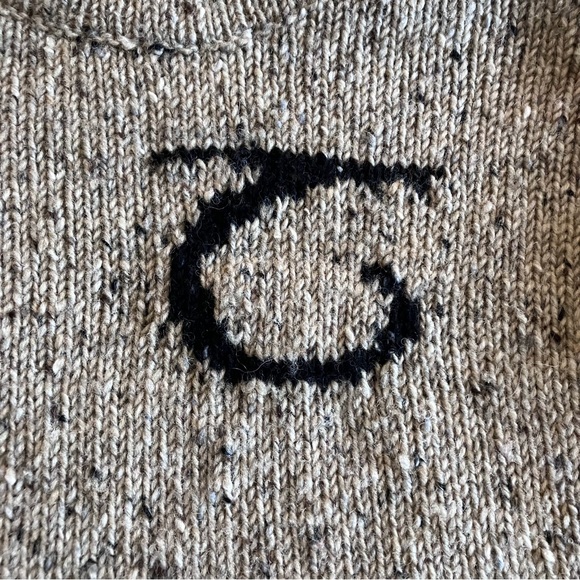 VTG Róisín Dubh Irish wool beige heathered sweater w/Gaelic letters - Picture 5 of 10